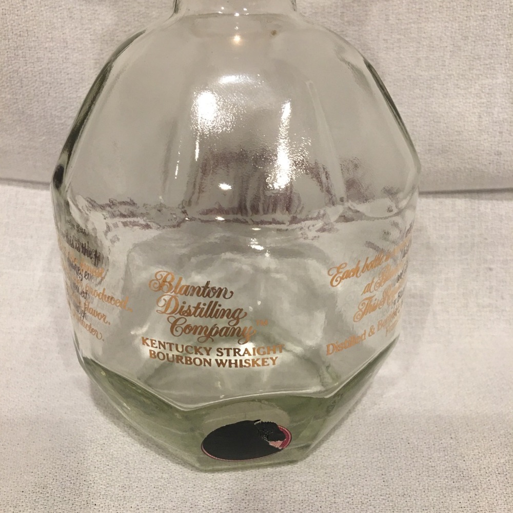 RARE Blanton’s Gold Edition, dated 8/22/2013 - Picture 6 of 7